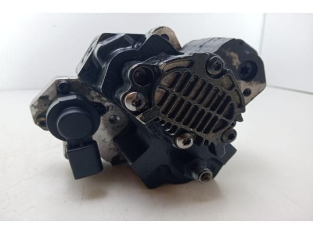 bontott AUDI A8 Nagynyomású Szivattyú