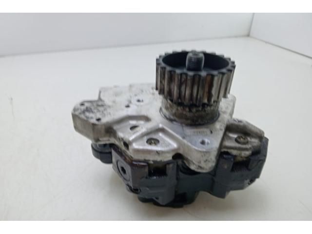 bontott AUDI A8 Nagynyomású Szivattyú