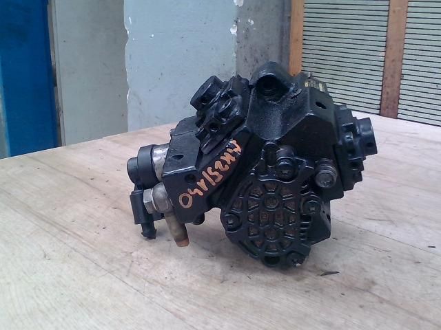 bontott AUDI A8 Nagynyomású Szivattyú