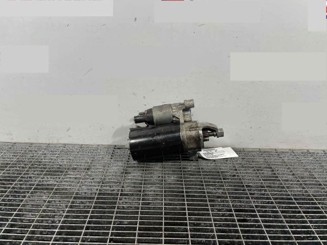 bontott AUDI A8 Önindító