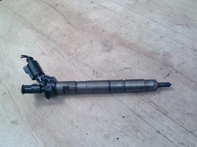 bontott AUDI A8 Porlasztó (1 db)