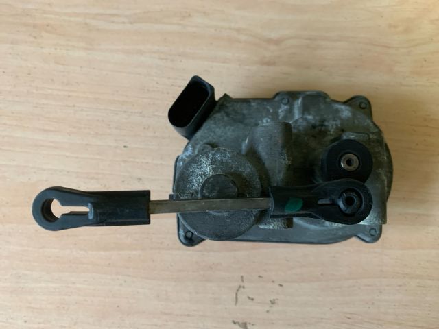 bontott AUDI A8 Szívócső Nyomásérzékelő