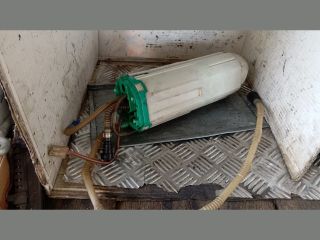 bontott AUDI A8 Üzemanyag Szivattyú