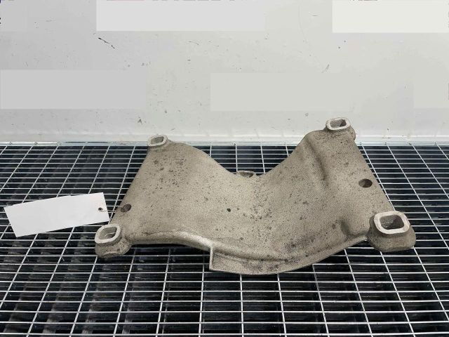 bontott AUDI A8 Váltó Tartó Bak (Pozíciófüggetlen)