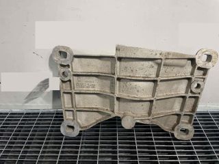 bontott AUDI A8 Váltó Tartó Bak (Pozíciófüggetlen)
