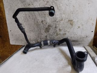 bontott AUDI A8 Vízcső