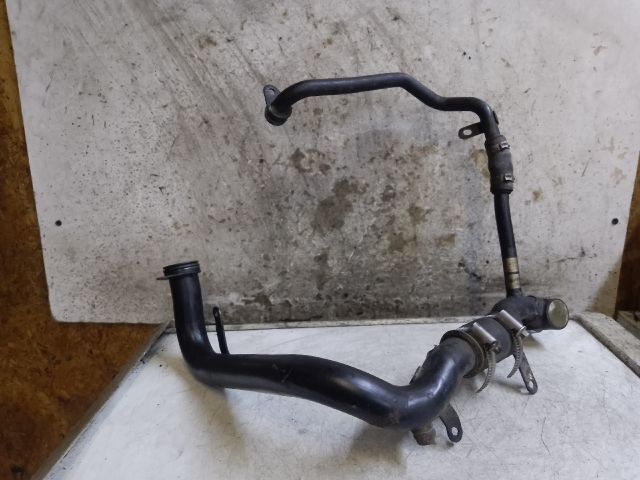 bontott AUDI A8 Vízcső