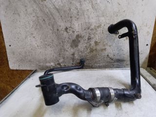 bontott AUDI A8 Vízcső