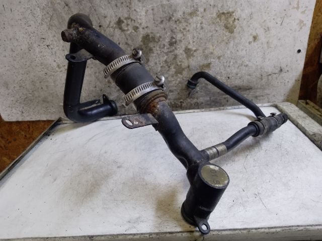 bontott AUDI A8 Vízcső