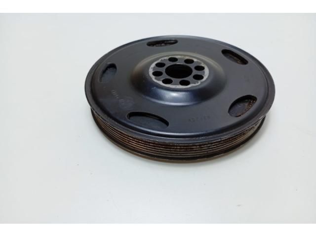 bontott AUDI A8 Főtengely Szíjtárcsa