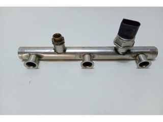 bontott AUDI A8 Porlasztó Sor / Híd