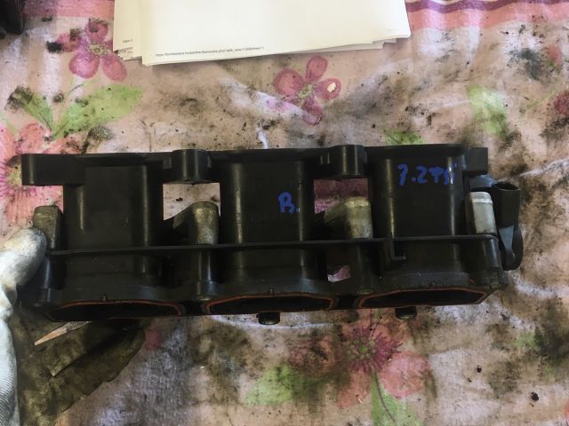 bontott AUDI A8 Nagynyomású Üzemanyag Gyűjtőcső