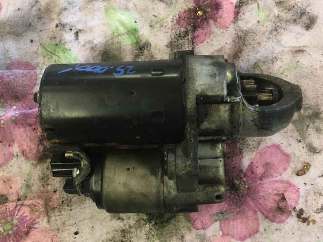 bontott AUDI A8 Önindító