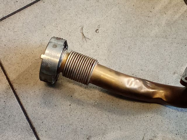 bontott AUDI A8 EGR Hűtő Cső