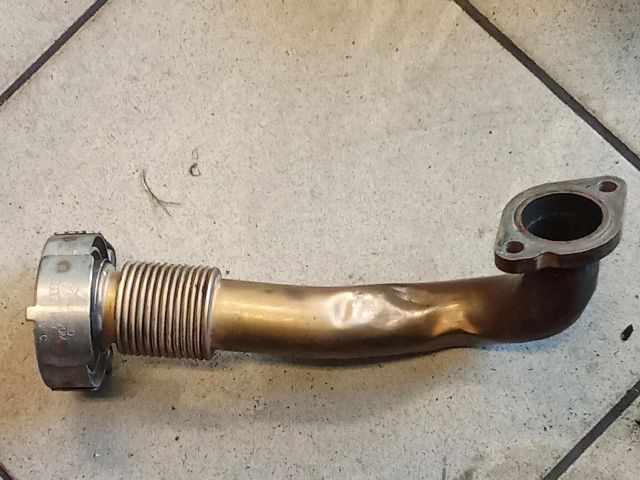 bontott AUDI A8 EGR Hűtő Cső