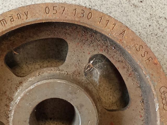 bontott AUDI A8 Vezérműkerék