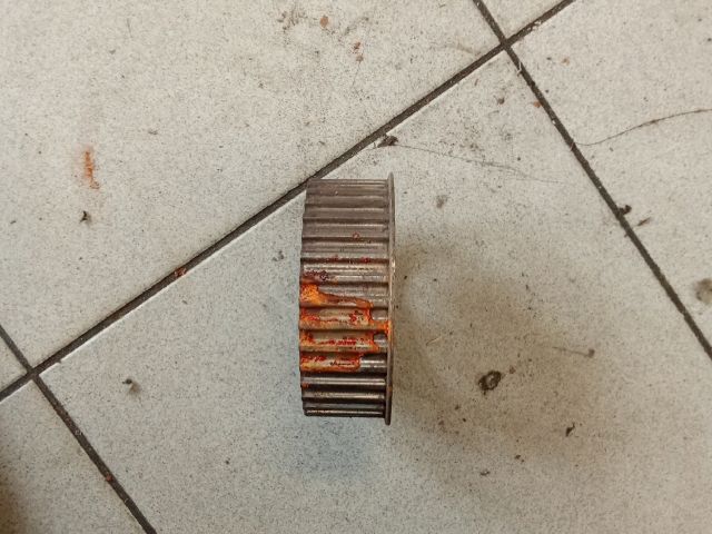 bontott AUDI A8 Vezérműkerék