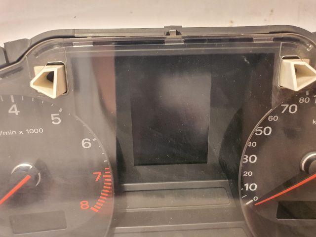 bontott AUDI A8 Kilométeróra
