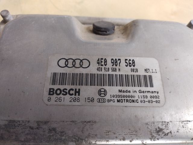 bontott AUDI A8 Motorvezérlő