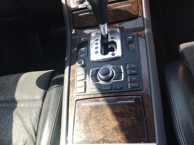 bontott AUDI A8 ABS Kocka