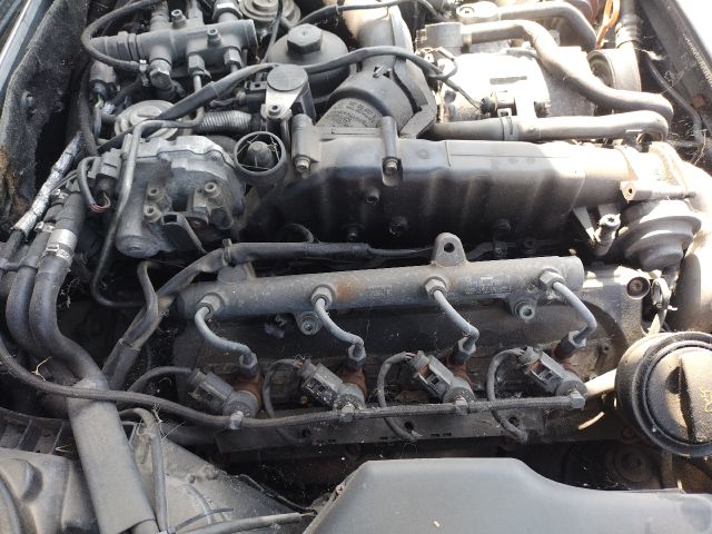 bontott AUDI A8 ABS Kocka