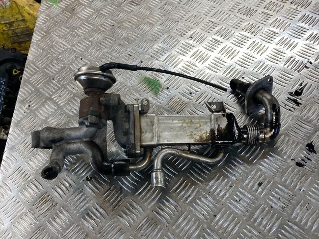 bontott AUDI A8 EGR Hűtő