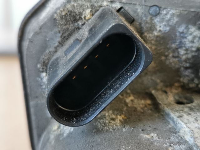 bontott AUDI A8 Fojtószelep (Elektromos)