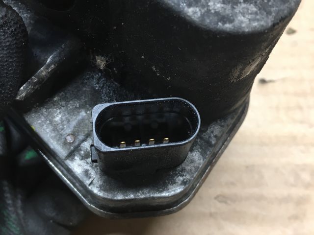 bontott AUDI A8 Fojtószelep (Elektromos)