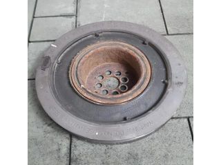 bontott AUDI A8 Főtengely Szíjtárcsa