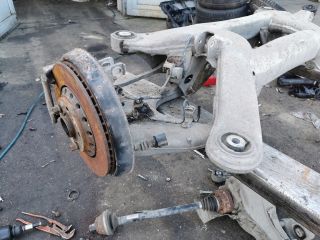 bontott AUDI A8 Hátsó Bölcső