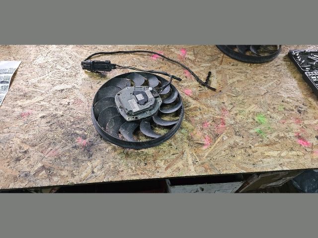 bontott AUDI A8 Hűtőventilátor