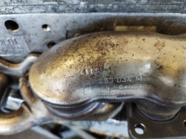 bontott AUDI A8 Jobb Hengerfej (V-Motor/Boxer)