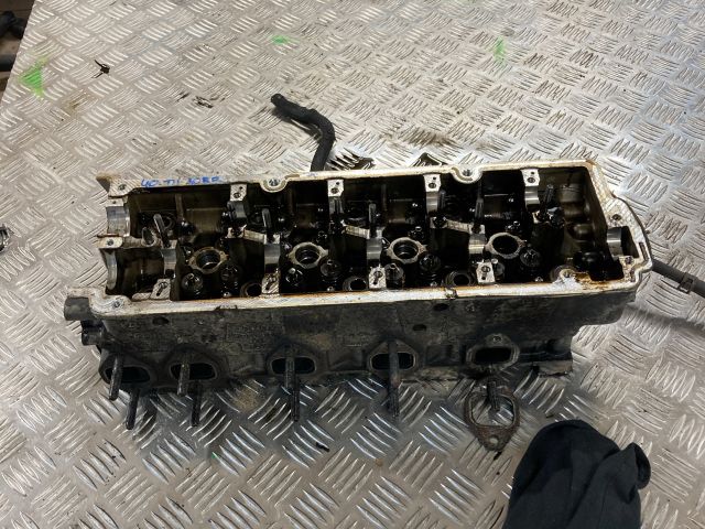 bontott AUDI A8 Jobb Hengerfej (V-Motor/Boxer)