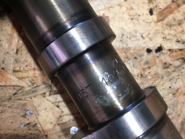 bontott AUDI A8 Kipufogó Vezérműtengely