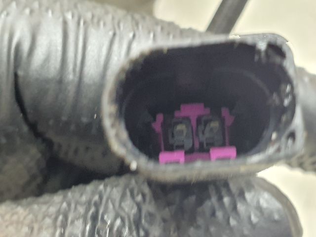 bontott AUDI A8 Klímakompresszor