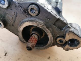 bontott AUDI A8 Kormányszervó Motor (Hidraulikus)