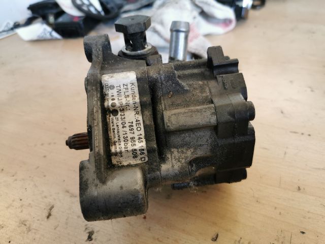 bontott AUDI A8 Kormányszervó Motor (Hidraulikus)