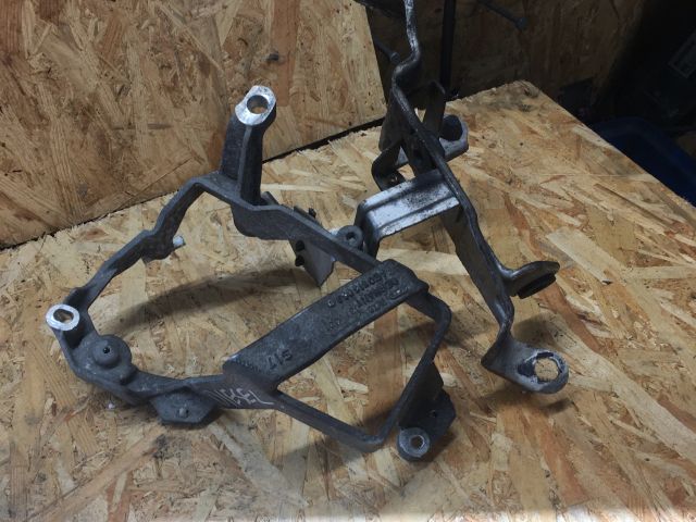 bontott AUDI A8 Légkompresszor