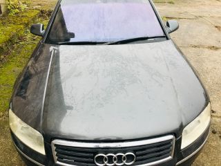 bontott AUDI A8 Motor (Fűzött blokk hengerfejjel)