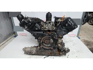 bontott AUDI A8 Motor (Fűzött blokk hengerfejjel)