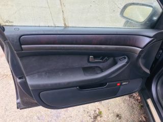 bontott AUDI A8 Motor (Fűzött blokk hengerfejjel)