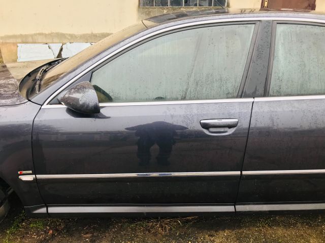 bontott AUDI A8 Motor (Fűzött blokk hengerfejjel)