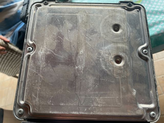 bontott AUDI A8 Motorvezérlő