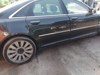 bontott AUDI A8 Motorvezérlő