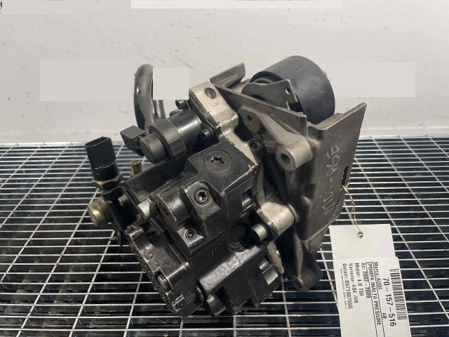 bontott AUDI A8 Nagynyomású Szivattyú