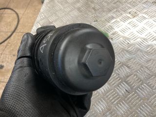 bontott AUDI A8 Olajszűrő Ház