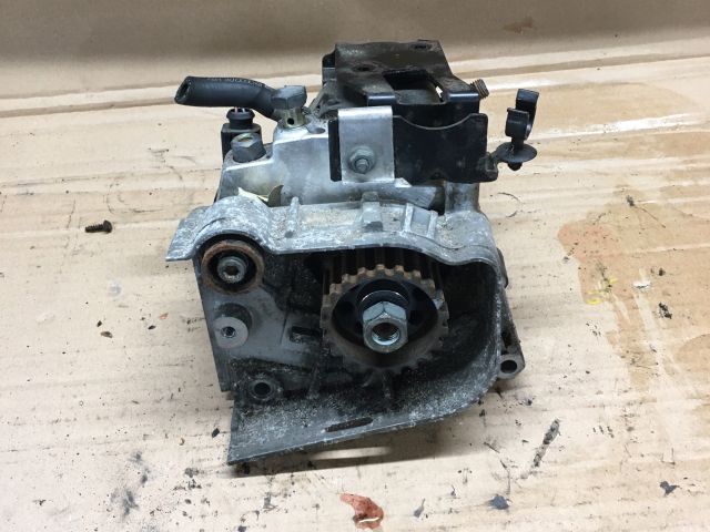 bontott AUDI A8 Üzemanyag Szivattyú