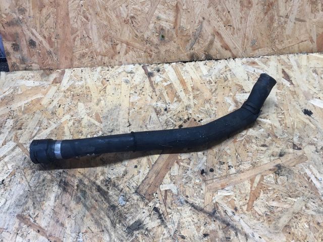 bontott AUDI A8 Vízcső