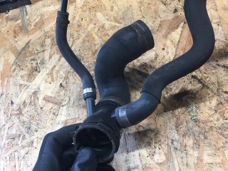 bontott AUDI A8 Vízcső