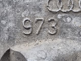 bontott AUDI A8 Bal első Féknyereg Munkahengerrel